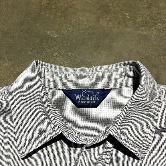 Vintage 90s Woolrich White Striped Cotton Button Up Shirt - Picture 3 of 3